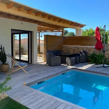 Frühstückspension Le Pool House 4*