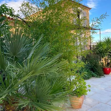 Le Pool House Frühstückspension Nîmes