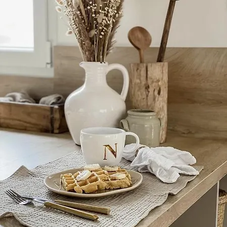 Le Pool House Panzió 4*