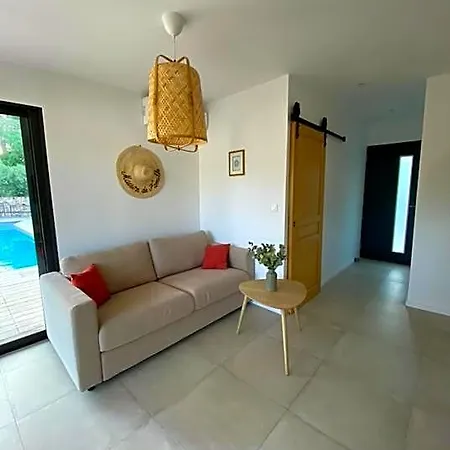 Le Pool House Frühstückspension 4*