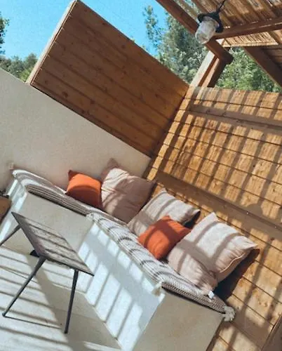 Panzió Le Pool House 4*